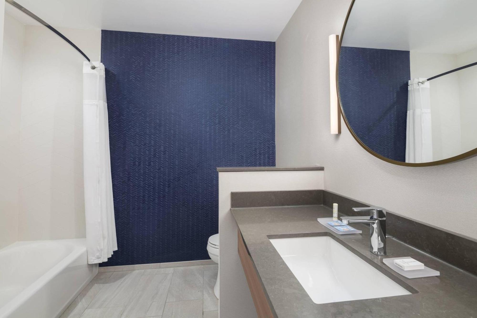 Fairfield Inn & Suites By Marriott Kenosha Pleasant Prairie Ngoại thất bức ảnh