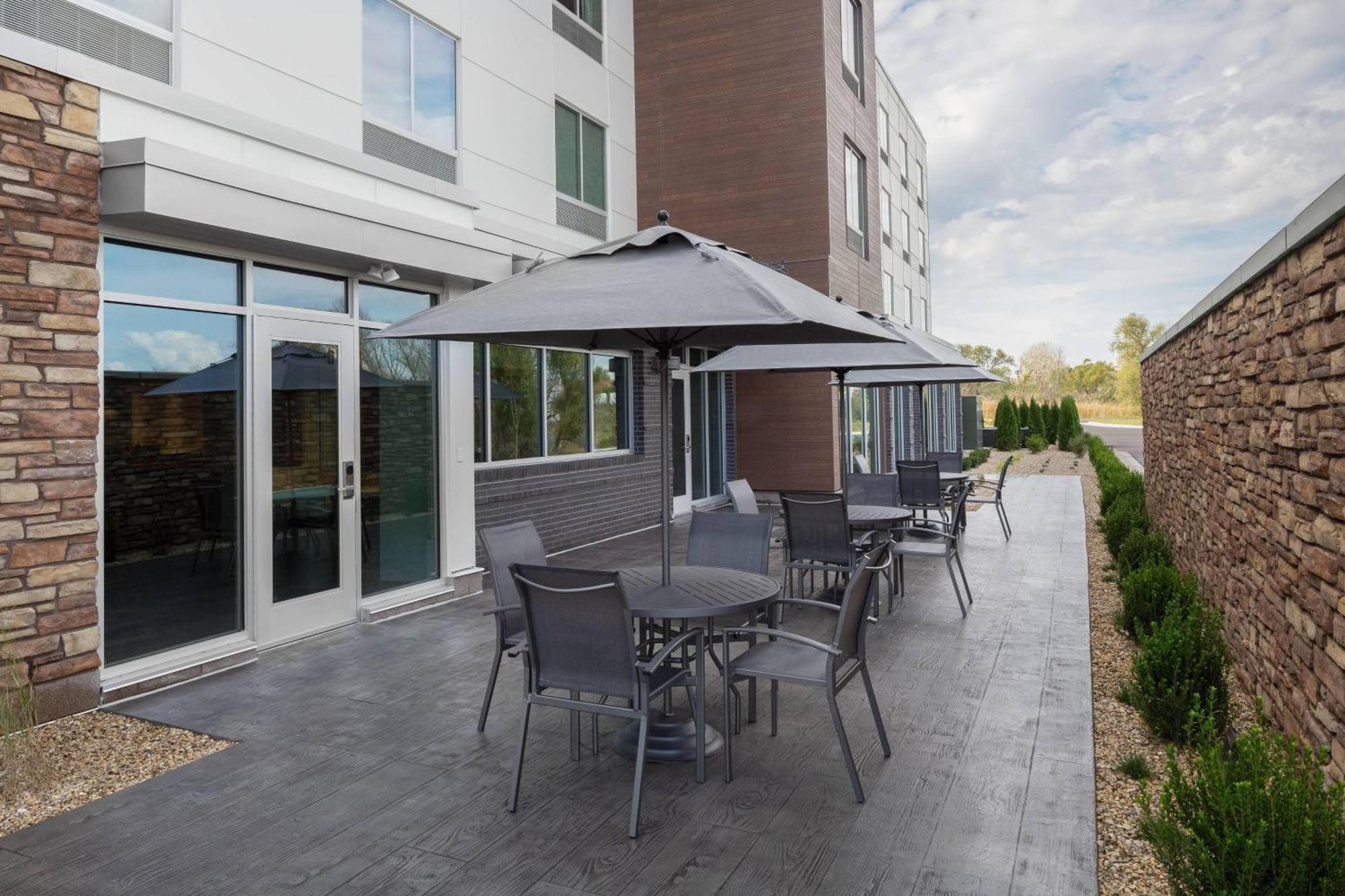 Fairfield Inn & Suites By Marriott Kenosha Pleasant Prairie Ngoại thất bức ảnh